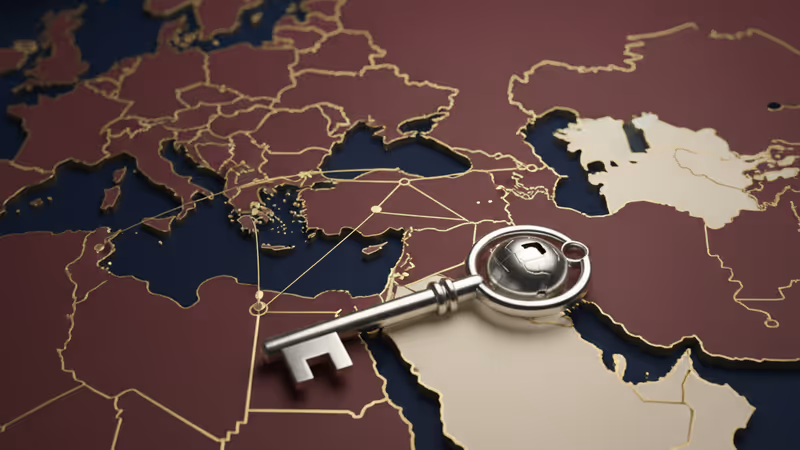 ガザ地区の夜明けと再建の兆しを見せる街並みの遠景