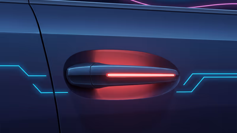 特斯拉電動門成「死亡陷阱」？彭博社：事故後無法開啟已致15死，車主搶購破窗器自保