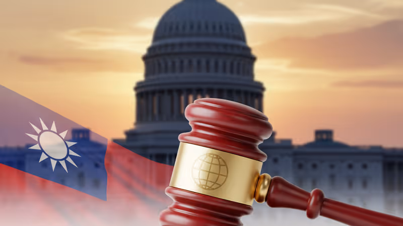 미국 국회의사당 배경과 대만 지원 법안을 상징하는 서류 뭉치